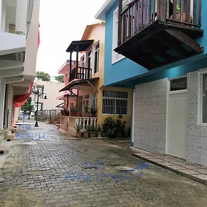 El Pueblito,al Lado De Playa Dorada Inn